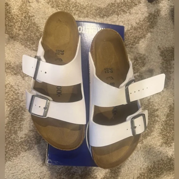 White Birkenstock Arizona Leather Sandals, 39, NIB - Picture 2 of 6
